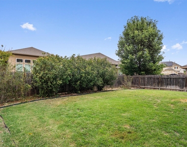 304 Peggy Dr - Photo Thumbnail 35