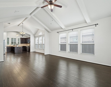 304 Peggy Dr - Photo Thumbnail 10