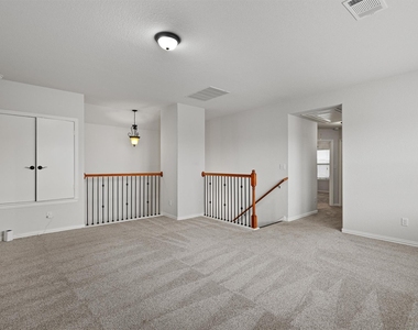 304 Peggy Dr - Photo Thumbnail 20