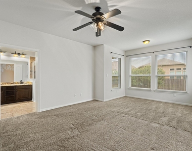304 Peggy Dr - Photo Thumbnail 13