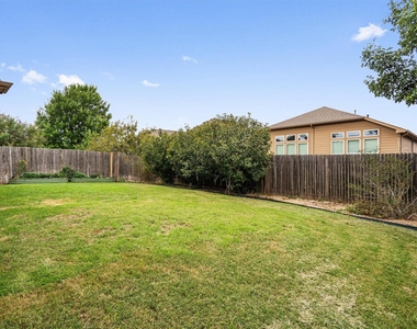 304 Peggy Dr - Photo Thumbnail 36