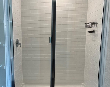 224 Schuenemann Way - Photo Thumbnail 10