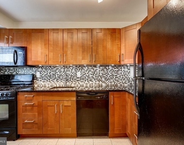 5968 Westchester Park Drive - Photo Thumbnail 7