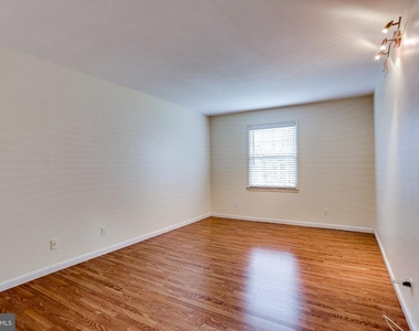 5968 Westchester Park Drive - Photo Thumbnail 22