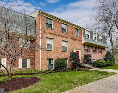 5968 Westchester Park Drive - Photo Thumbnail 27