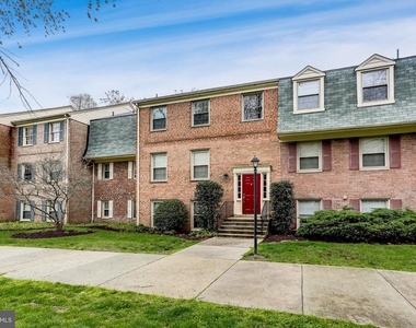 5968 Westchester Park Drive - Photo Thumbnail 28