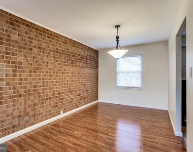 5968 Westchester Park Drive - Photo Thumbnail 4