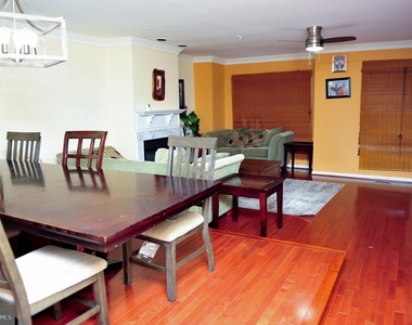6711 Village Park Drive - Photo Thumbnail 9
