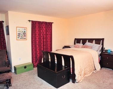 6711 Village Park Drive - Photo Thumbnail 8