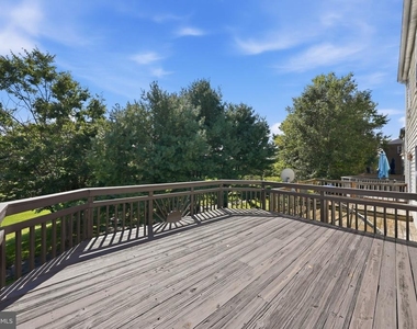 11621 Cosca Park Drive - Photo Thumbnail 22