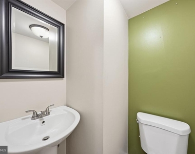 11621 Cosca Park Drive - Photo Thumbnail 21
