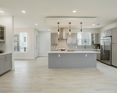 4300 Mansfield Dam Rd - Photo Thumbnail 9