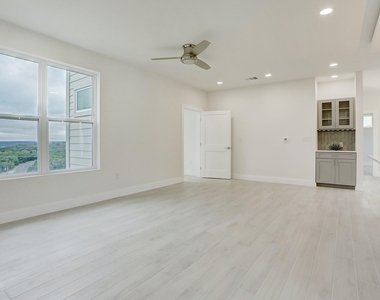 4300 Mansfield Dam Rd - Photo Thumbnail 12