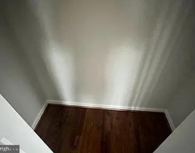 6203 87th Avenue - Photo Thumbnail 14