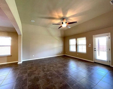 8388 Angelo Loop - Photo Thumbnail 16