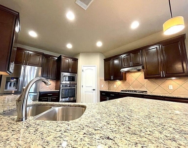 8388 Angelo Loop - Photo Thumbnail 6