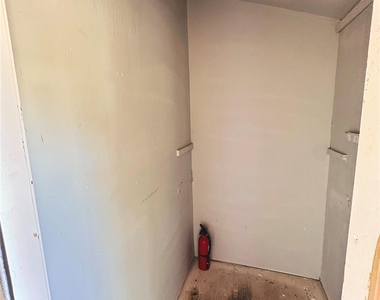 9808 Roxanna Dr - Photo Thumbnail 28