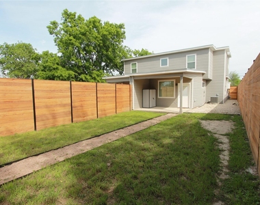 7302 Bennett Ave - Photo Thumbnail 21