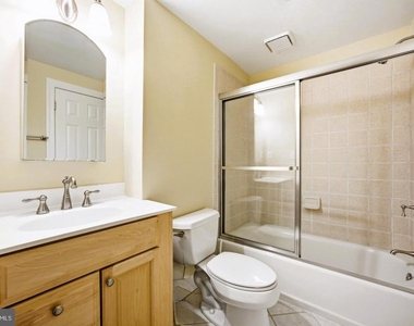 5818 Bradley Boulevard - Photo Thumbnail 53