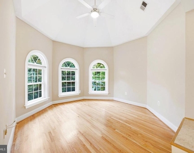5818 Bradley Boulevard - Photo Thumbnail 28