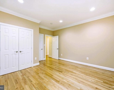 5818 Bradley Boulevard - Photo Thumbnail 15
