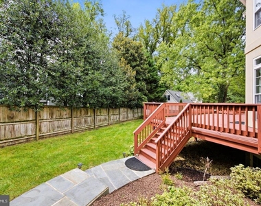 5818 Bradley Boulevard - Photo Thumbnail 57