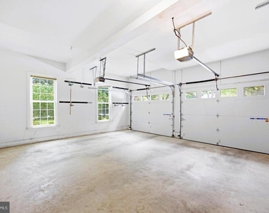 5818 Bradley Boulevard - Photo Thumbnail 56