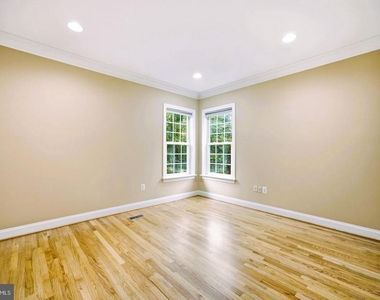 5818 Bradley Boulevard - Photo Thumbnail 14