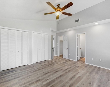 5645 Pinon Vista Dr - Photo Thumbnail 8