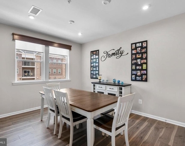 13210 Petrel Street - Photo Thumbnail 11