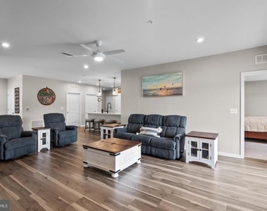 13210 Petrel Street - Photo Thumbnail 9