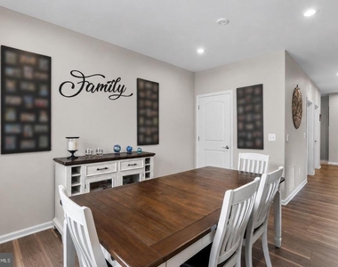 13210 Petrel Street - Photo Thumbnail 14