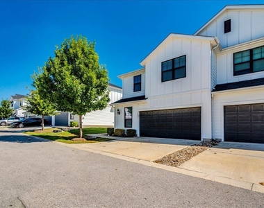 144 Threshing Rd - Photo Thumbnail 4