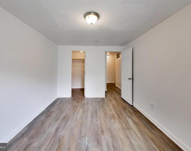 9391 Chadburn Place - Photo Thumbnail 16