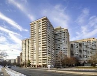 4515 Willard Avenue - Photo Thumbnail 14