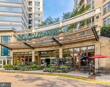 4515 Willard Avenue - Photo Thumbnail 15