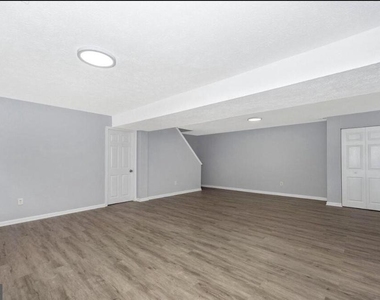 17501 Park Mill Drive - Photo Thumbnail 30