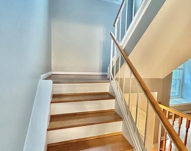 13005 Climbing Ivy Drive - Photo Thumbnail 9