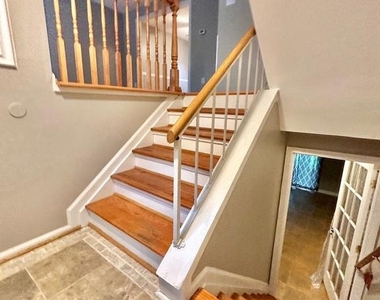 13005 Climbing Ivy Drive - Photo Thumbnail 11