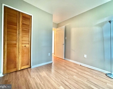 13005 Climbing Ivy Drive - Photo Thumbnail 18