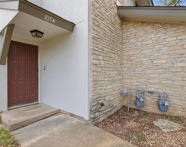 105 Norwood Dr - Photo Thumbnail 1