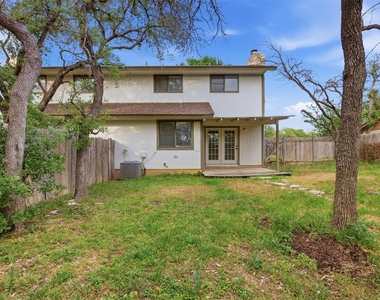 105 Norwood Dr - Photo Thumbnail 17