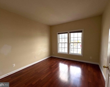 635 Whetstone Glen Street - Photo Thumbnail 30