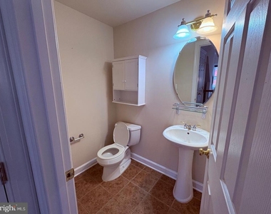 635 Whetstone Glen Street - Photo Thumbnail 21