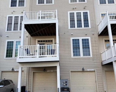 635 Whetstone Glen Street - Photo Thumbnail 35