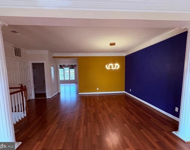 635 Whetstone Glen Street - Photo Thumbnail 20