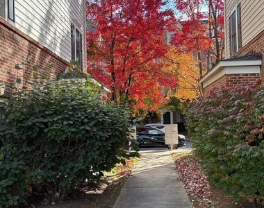 635 Whetstone Glen Street - Photo Thumbnail 2
