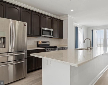 3556 Woodlake Drive - Photo Thumbnail 59