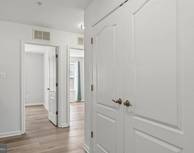 3556 Woodlake Drive - Photo Thumbnail 37