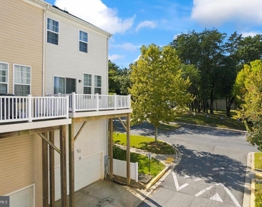 3556 Woodlake Drive - Photo Thumbnail 13